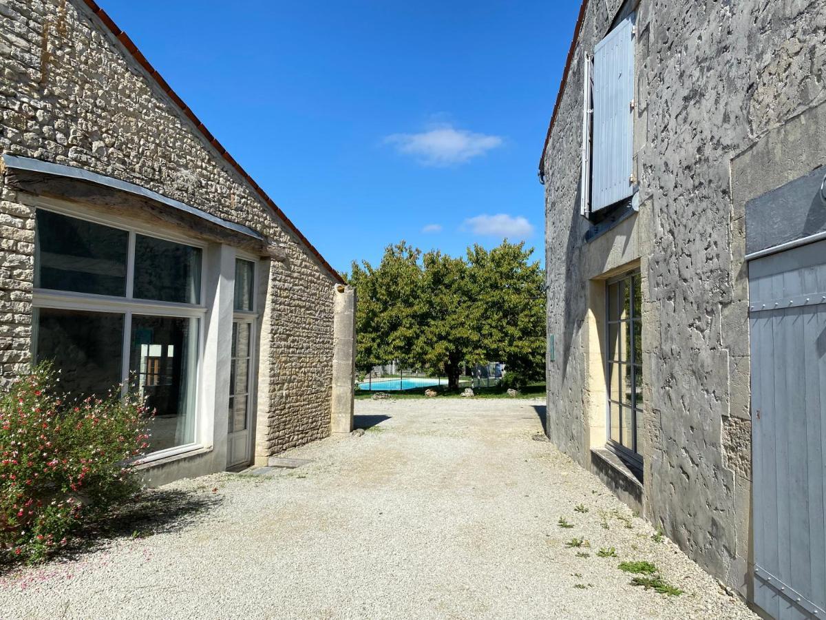 Domaine de la Laigne - Spa Asnières-la-Giraud Extérieur photo